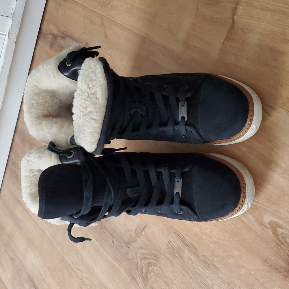 Coach Ramsey Suede Shearling Hi Top Sneakers Boots